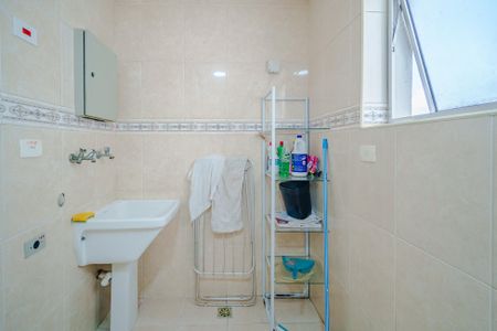 Área de Serviço de apartamento para alugar com 2 quartos, 48m² em Vila Lageado, São Paulo