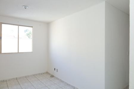 Sala de apartamento para alugar com 2 quartos, 49m² em Jardim Redil, São Paulo