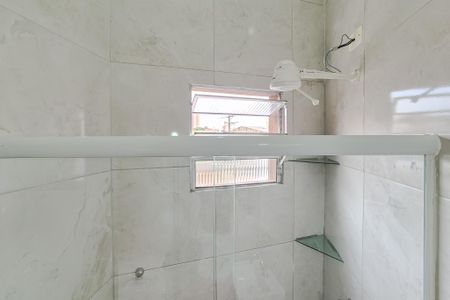 Banheiro Social de casa para alugar com 1 quarto, 32m² em Baeta Neves, São Bernardo do Campo