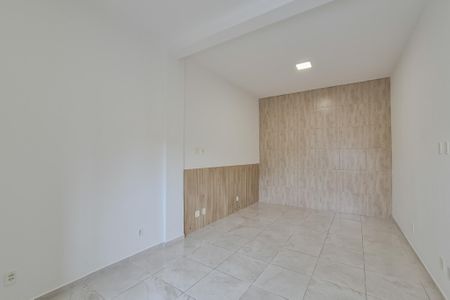 Casa para alugar com 32m², 1 quarto e sem vaga Casa para alugar com 32m², 1 quarto e sem vagaSala/Quarto