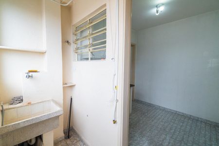 Apartamento para alugar com 51m², 2 quartos e sem vaga Apartamento para alugar com 51m², 2 quartos e sem vagaLavanderia