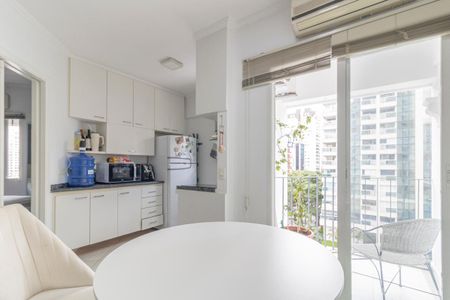 Apartamento à venda com 40m², 1 quarto e 1 vaga Apartamento à venda com 40m², 1 quarto e 1 vagaSala de Jantar