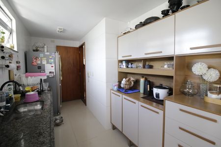 Apartamento à venda com 93m², 2 quartos e 1 vagaCozinha
