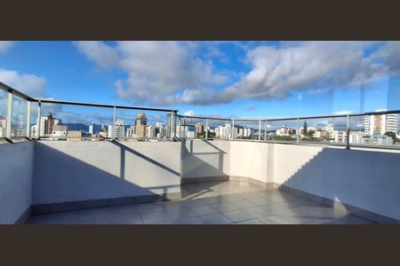 Apartamento para alugar com 118m², 3 quartos e 1 vaga Apartamento para alugar com 118m², 3 quartos e 1 vagaÁrea comum - Salão de festas