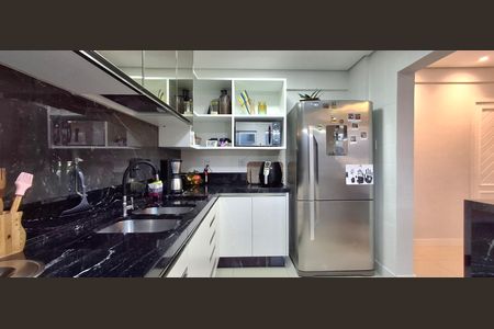 Apartamento para alugar com 118m², 3 quartos e 1 vaga Apartamento para alugar com 118m², 3 quartos e 1 vagaCozinha