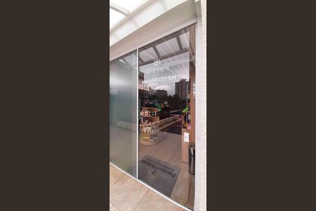 Apartamento para alugar com 56m², 2 quartos e 1 vagaMini Mercado