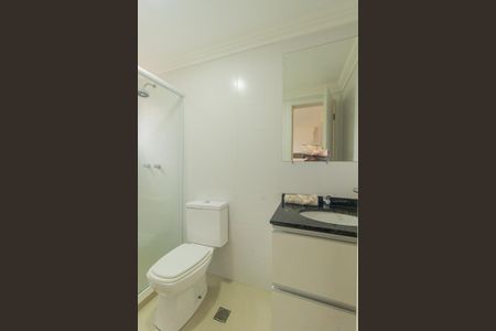 Banheiro da Suite de apartamento para alugar com 1 quarto, 28m² em Rebouças, Curitiba