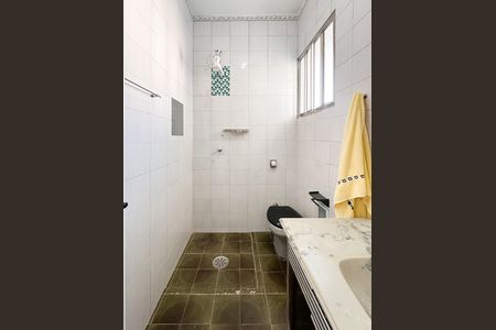 Casa para alugar com 111m², 3 quartos e 1 vaga Casa para alugar com 111m², 3 quartos e 1 vagaBanheiro Social