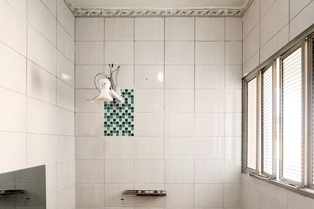 Casa para alugar com 111m², 3 quartos e 1 vaga Casa para alugar com 111m², 3 quartos e 1 vagaBanheiro Social