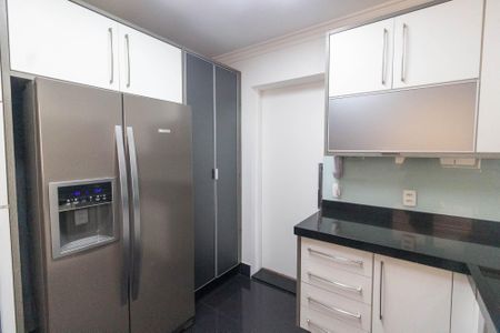 Apartamento à venda com 122m², 3 quartos e 2 vagasCozinha