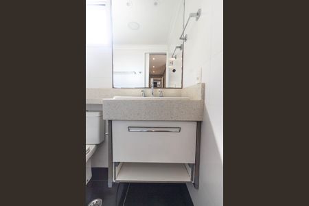 Apartamento à venda com 122m², 3 quartos e 2 vagasBanheiro da Suíte