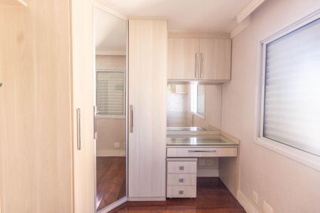 Apartamento à venda com 122m², 3 quartos e 2 vagasQuarto 2