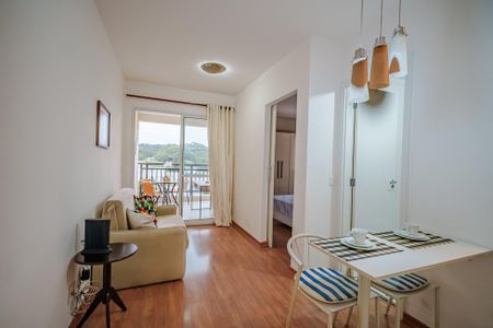 Sala de kitnet/studio para alugar com 1 quarto, 37m² em Vila Gomes, São Paulo