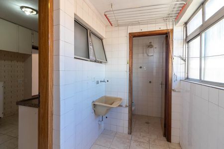 Apartamento à venda com 75m², 2 quartos e 2 vagasÁrea de Serviço