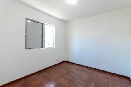 Apartamento à venda com 75m², 2 quartos e 2 vagasQuarto 2