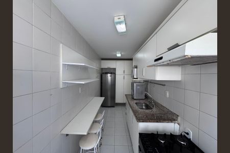 Apartamento para alugar com 73m², 2 quartos e 1 vagaCozinha e Área de Serviço