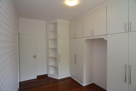 Apartamento à venda com 185m², 4 quartos e 3 vagasQuarto 1