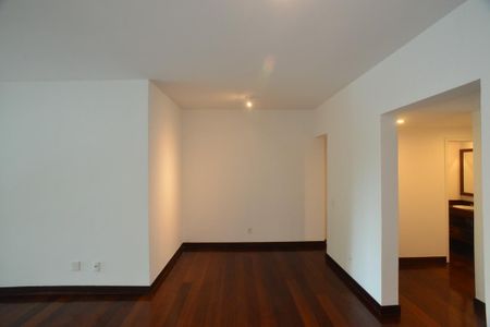 Apartamento à venda com 185m², 4 quartos e 3 vagasSala 1