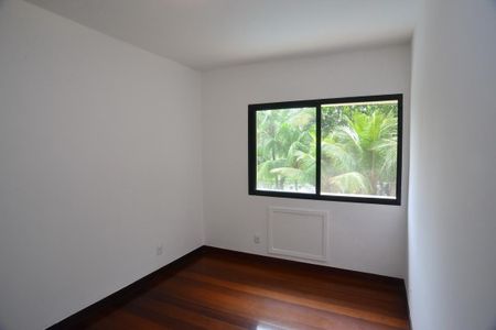 Apartamento à venda com 185m², 4 quartos e 3 vagasSuíte 2