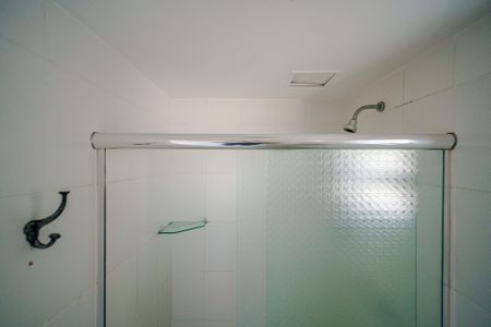Apartamento para alugar com 62m², 2 quartos e 1 vaga Apartamento para alugar com 62m², 2 quartos e 1 vagaBanheiro social