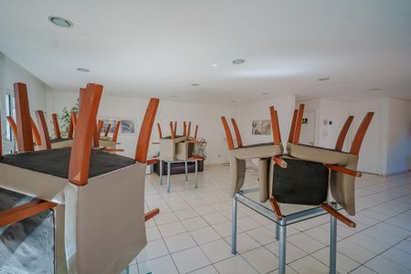 Apartamento para alugar com 62m², 2 quartos e 1 vaga Apartamento para alugar com 62m², 2 quartos e 1 vagaÁrea comum - Salão de festas