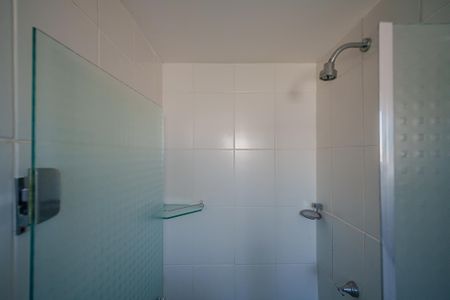 Apartamento para alugar com 62m², 2 quartos e 1 vaga Apartamento para alugar com 62m², 2 quartos e 1 vagaBanheiro da Suíte