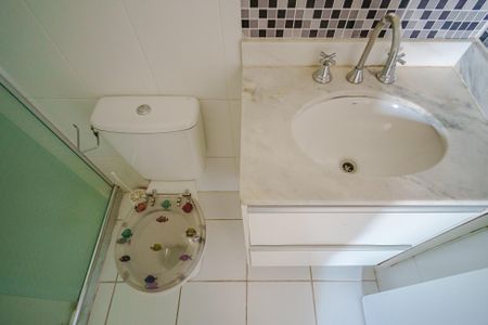 Apartamento para alugar com 62m², 2 quartos e 1 vaga Apartamento para alugar com 62m², 2 quartos e 1 vagaBanheiro social