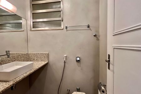 Apartamento para alugar com 166m², 4 quartos e 1 vaga Apartamento para alugar com 166m², 4 quartos e 1 vagaBanheiro social 2