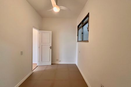 Apartamento para alugar com 166m², 4 quartos e 1 vaga Apartamento para alugar com 166m², 4 quartos e 1 vagaCorredor