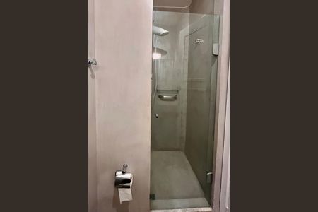 Apartamento para alugar com 166m², 4 quartos e 1 vaga Apartamento para alugar com 166m², 4 quartos e 1 vagaBanheiro social 2