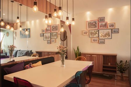 Apartamento à venda com 56m², 2 quartos e 2 vagasSala