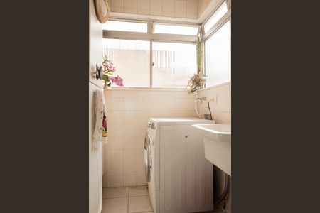 Apartamento à venda com 56m², 2 quartos e 2 vagasÁrea de Serviço