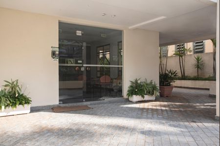 Apartamento à venda com 56m², 2 quartos e 2 vagasHall de entrada
