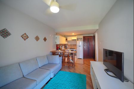 Sala de apartamento para alugar com 1 quarto, 55m² em Lagoa da Conceição, Florianópolis