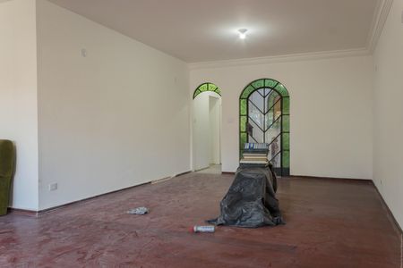 Casa para alugar com 403m², 4 quartos e 4 vagasSala