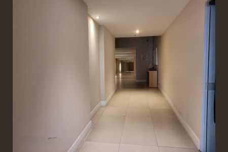 Apartamento à venda com 111m², 2 quartos e 1 vagaHall