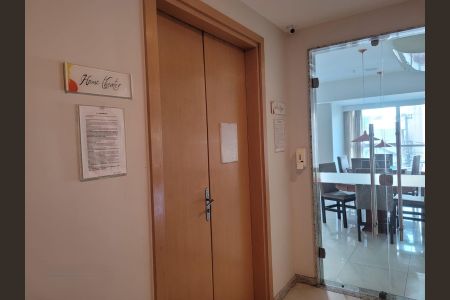 Apartamento à venda com 111m², 2 quartos e 1 vagaÁrea comum