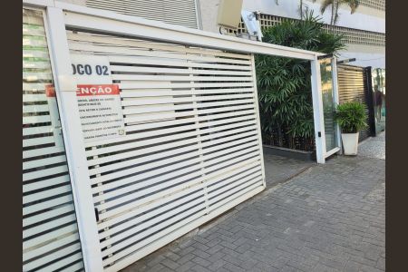 Apartamento à venda com 111m², 2 quartos e 1 vagaFachada