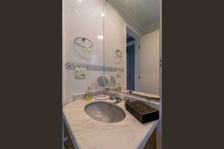 Apartamento à venda com 100m², 3 quartos e 2 vagas Apartamento à venda com 100m², 3 quartos e 2 vagasBanheiro