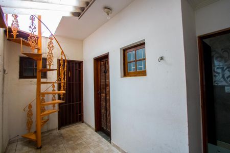 Casa para alugar com 135m², 4 quartos e 1 vagaÁrea de Serviço