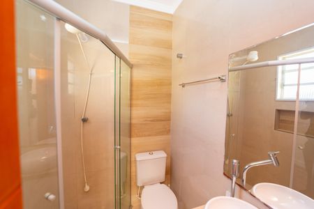 Casa à venda com 75m², 2 quartos e 2 vagas Casa à venda com 75m², 2 quartos e 2 vagasBanheiro do Quarto 1