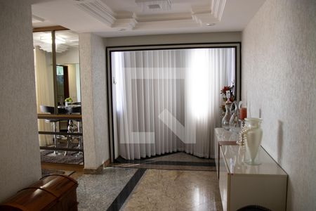 Sala de TV de apartamento para alugar com 3 quartos, 100m² em Setor Aeroporto, Goiânia