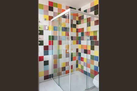 Apartamento para alugar com 100m², 2 quartos e sem vagaBanheiro da Suíte