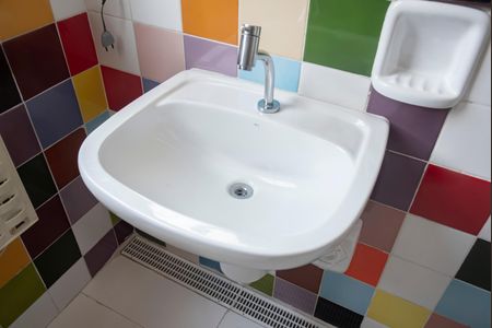 Apartamento para alugar com 100m², 2 quartos e sem vagaBanheiro da Suíte