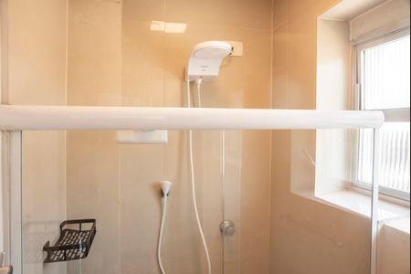 Apartamento para alugar com 100m², 2 quartos e sem vagaBanheiro de Serviço