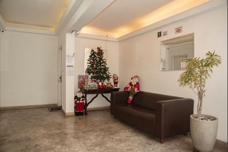 Apartamento para alugar com 100m², 2 quartos e sem vagaHall social