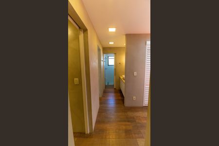 Apartamento à venda com 100m², 1 quarto e 2 vagasCorredor