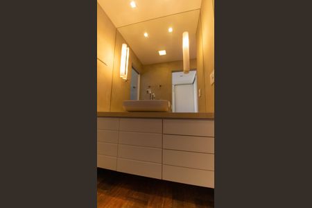 Apartamento à venda com 100m², 1 quarto e 2 vagasBanheiro Social