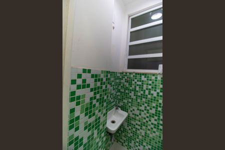 Apartamento à venda com 70m², 2 quartos e sem vagaBanheiro de Serviço