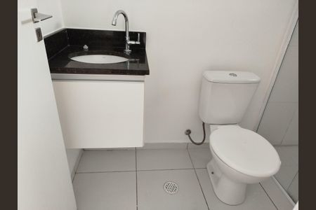 Banheiro Social de kitnet/studio para alugar com 1 quarto, 44m² em Vila Esperança, São Paulo